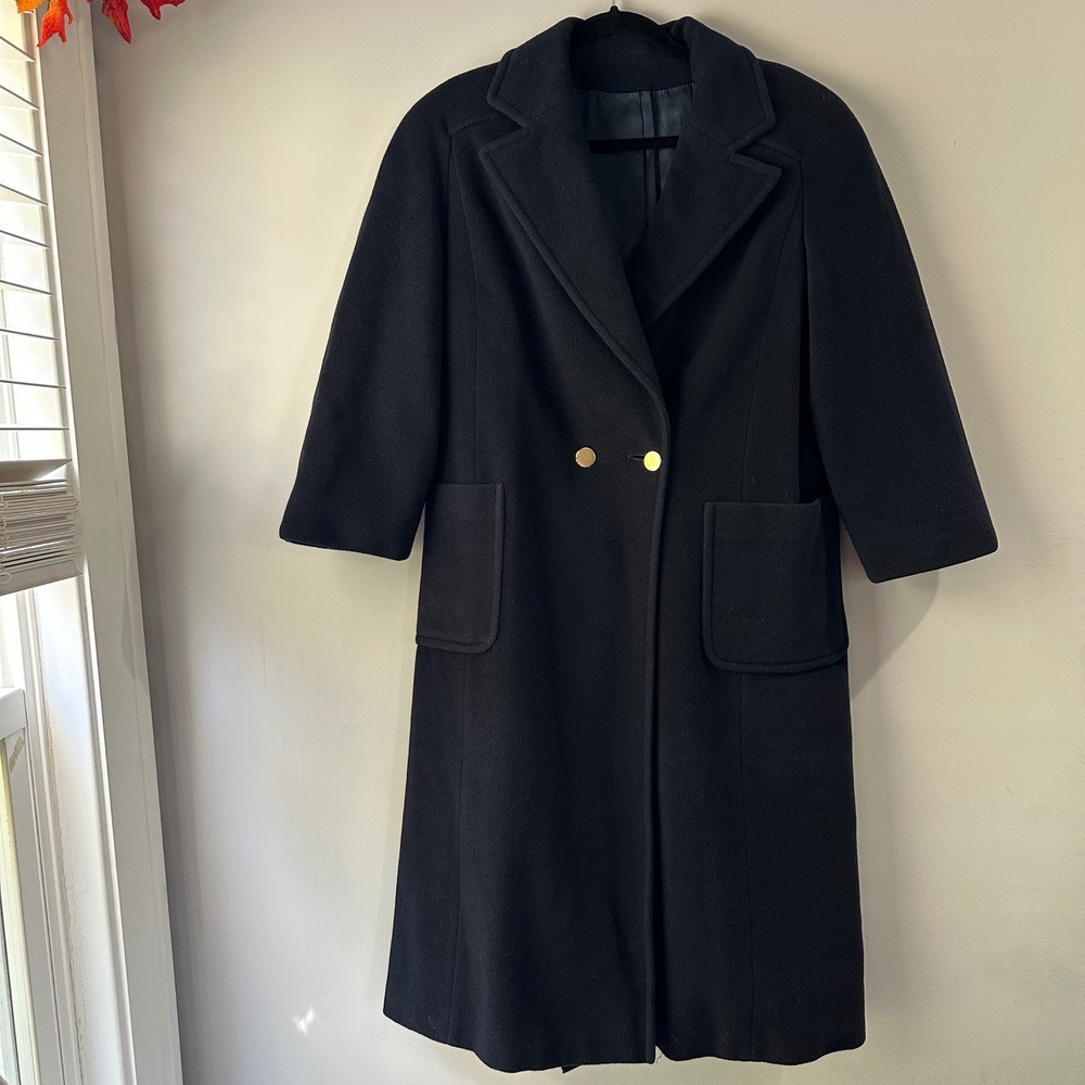 Regency Pure Cashmere Saks Fifth Avenue Black Coat Gold Buttons Size 10